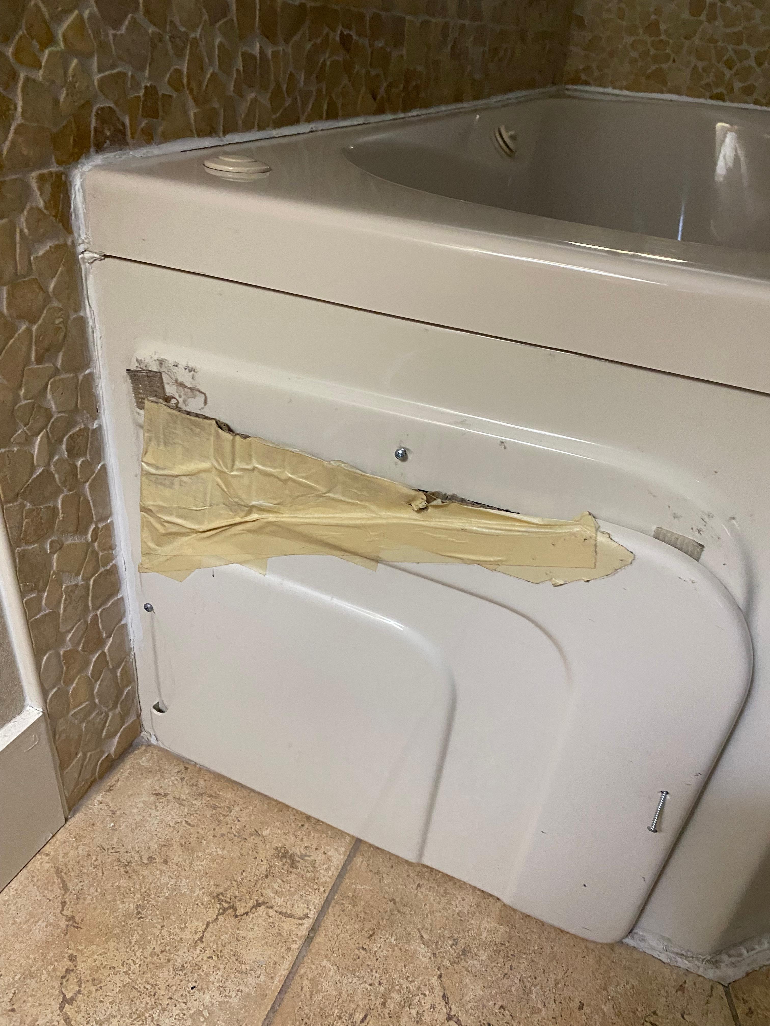 Jacuzzi tub didn’t look safe to use.