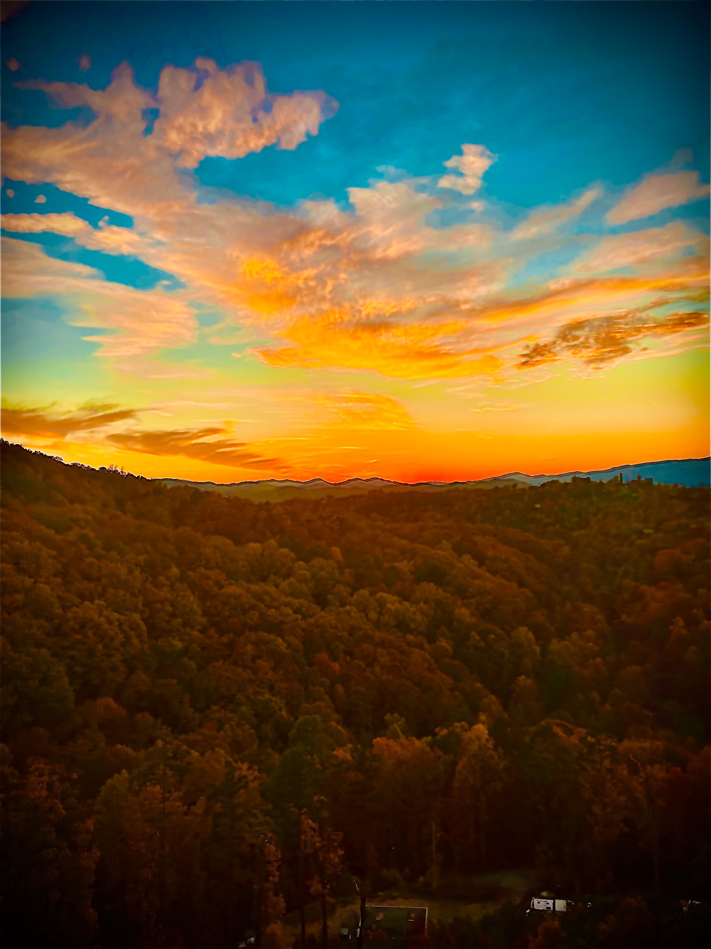 Final sun set before we left for home. 