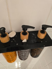 Når vi ga beskjed om mangelfull renhold i dusj