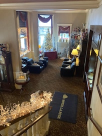 Christmas cheer made for a homey lobby!