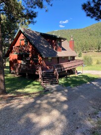 Cabin as your run onto the driveway.
