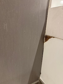 Das kann man nicht mal im Ansatz mehr sauber nennen.