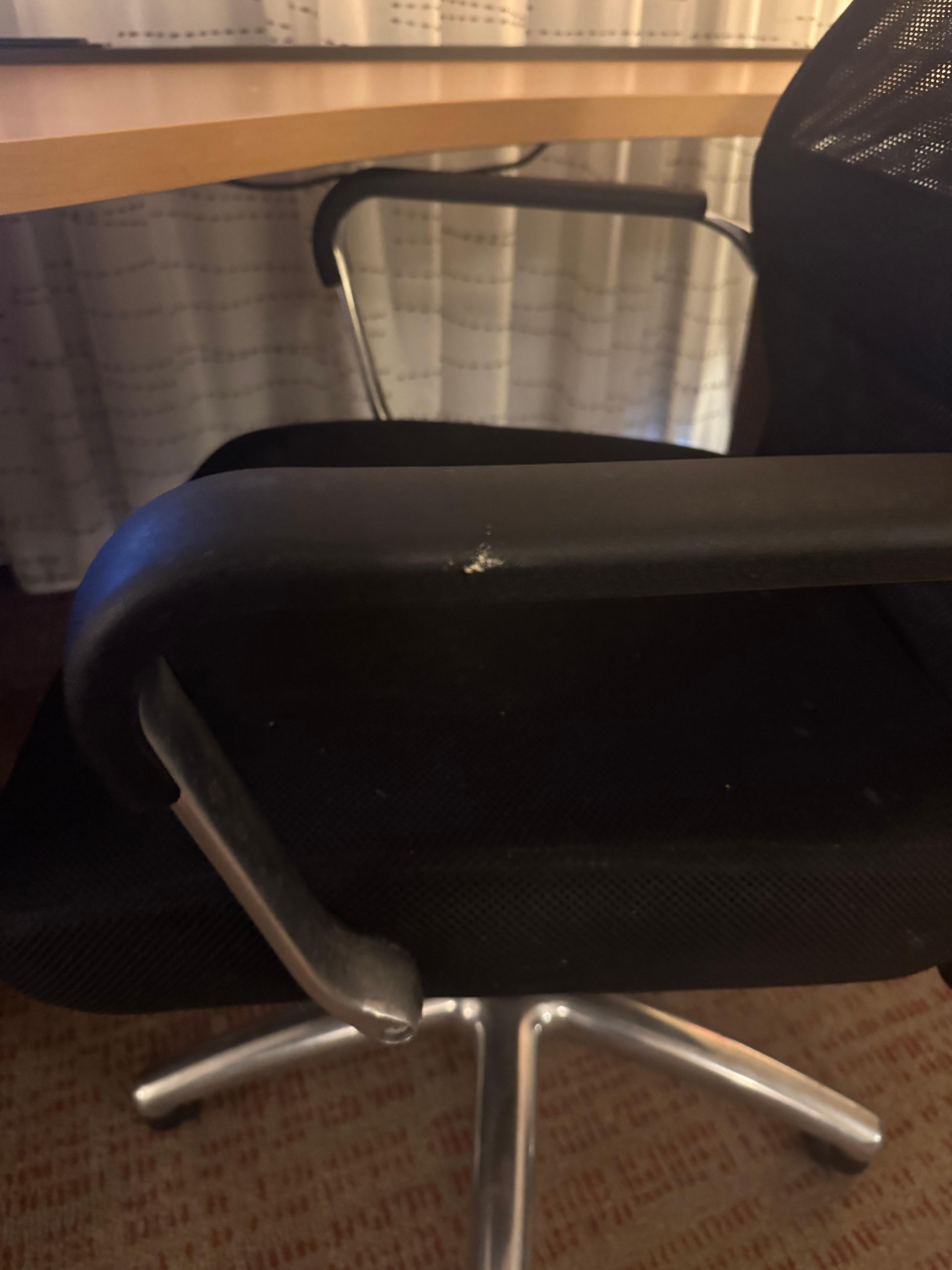 The goop on desk chair was disgusting. 