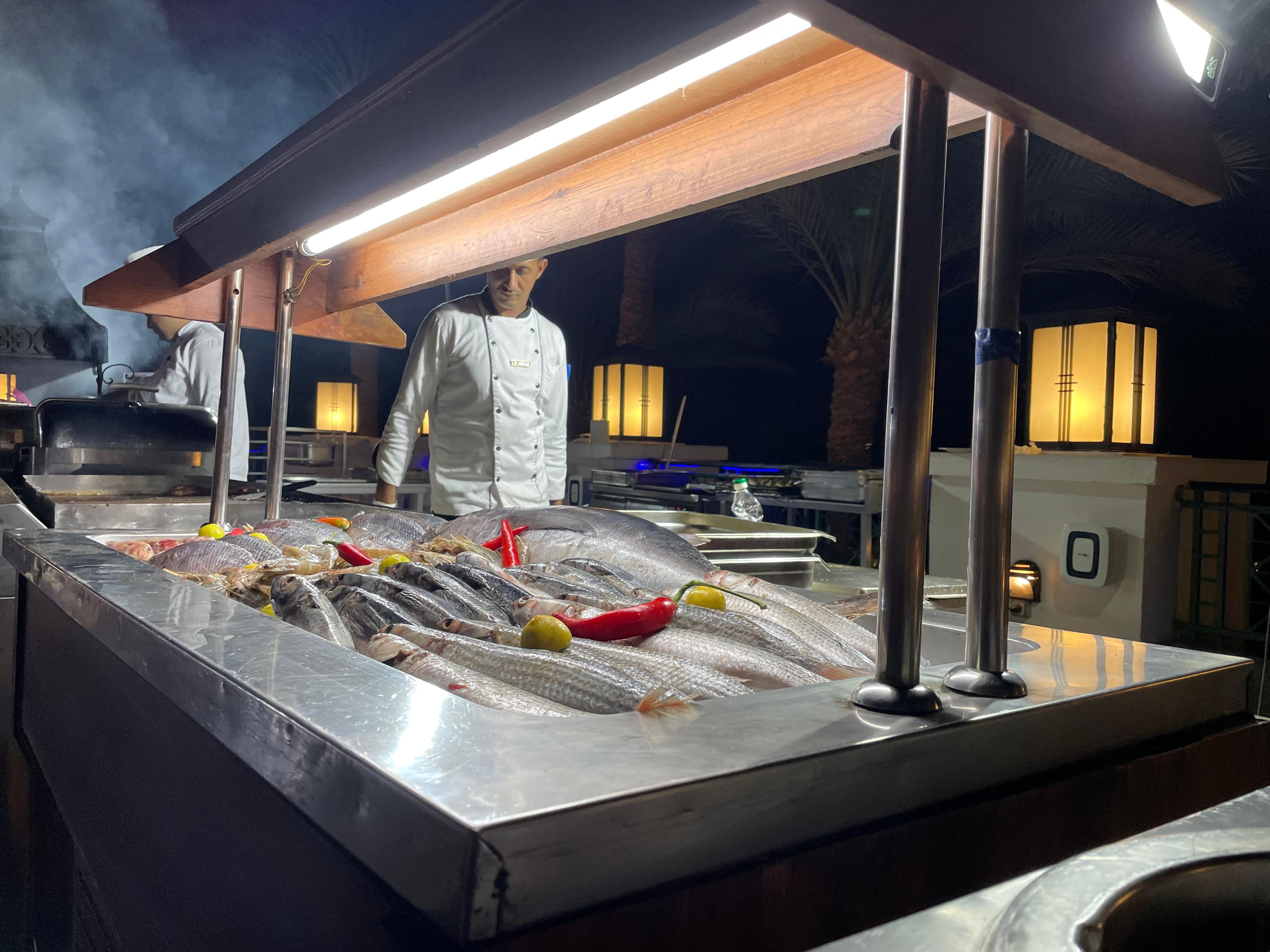 Barbecue extérieur et dîner en terrasse extérieure, un vrai bonheur…