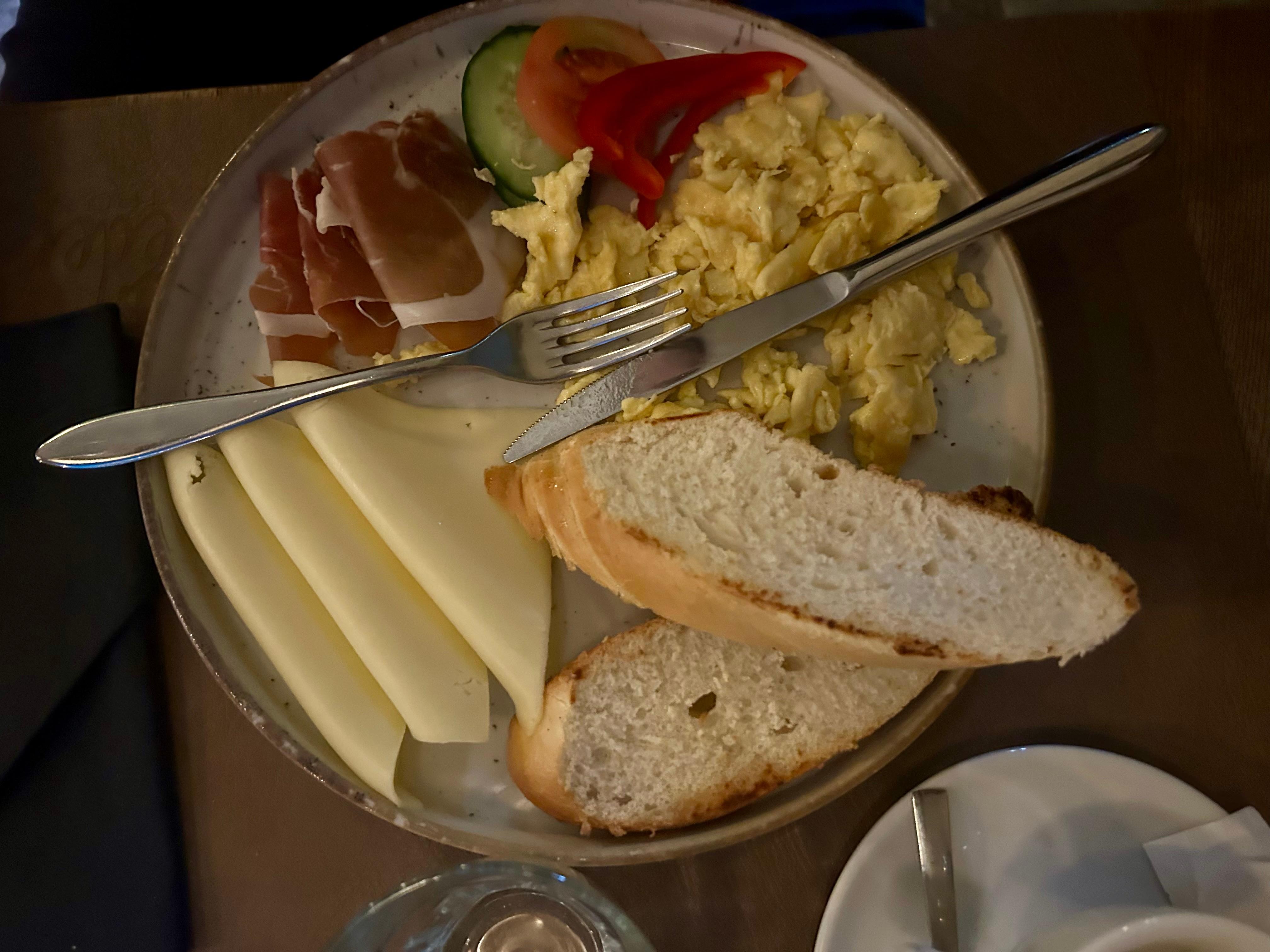 Café da manhã 
Eggs like you want