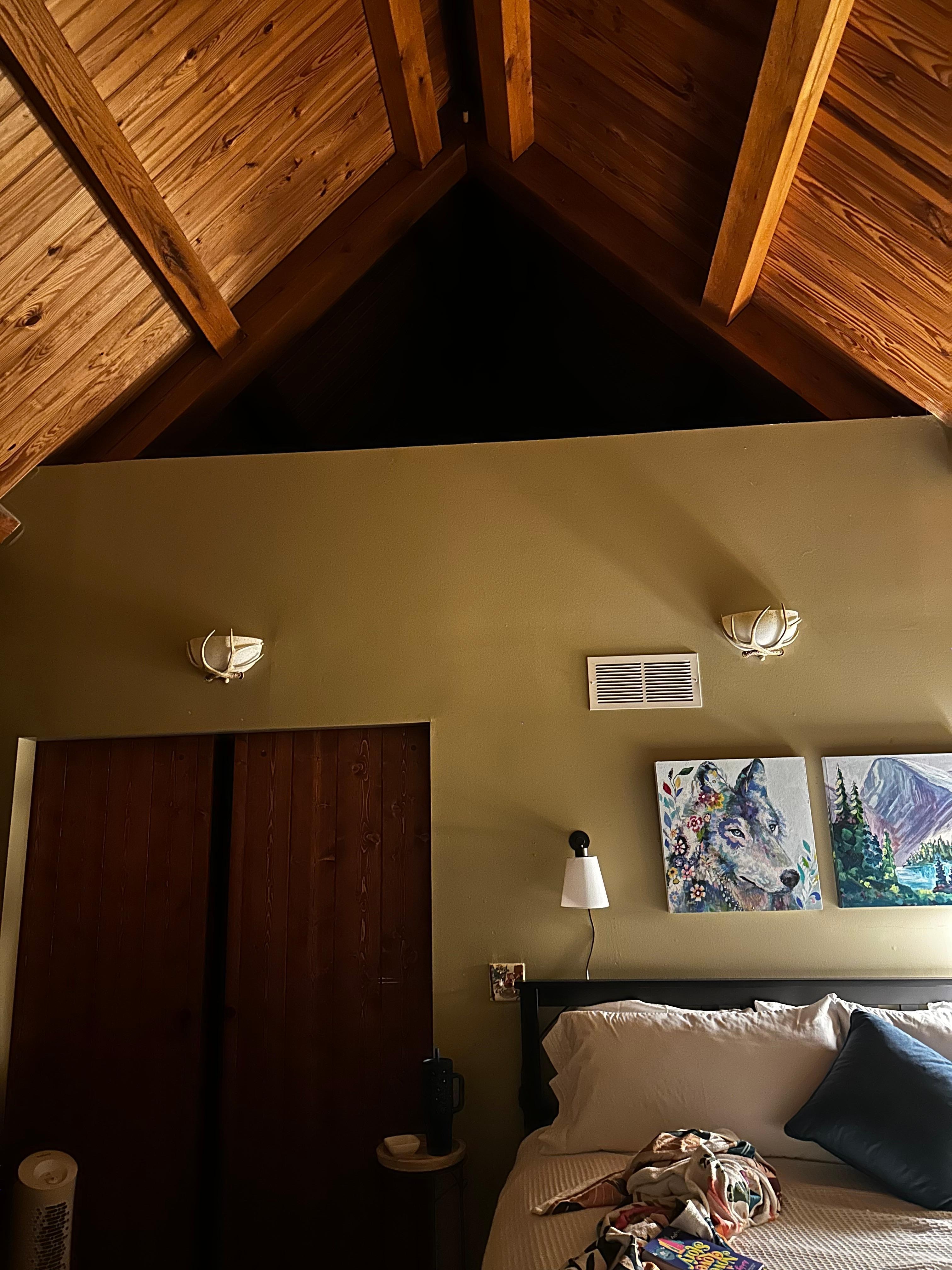 Gorgeous exposed beams