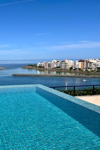 7th Floor Infinity Pool