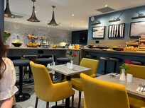 Great breakfast room!