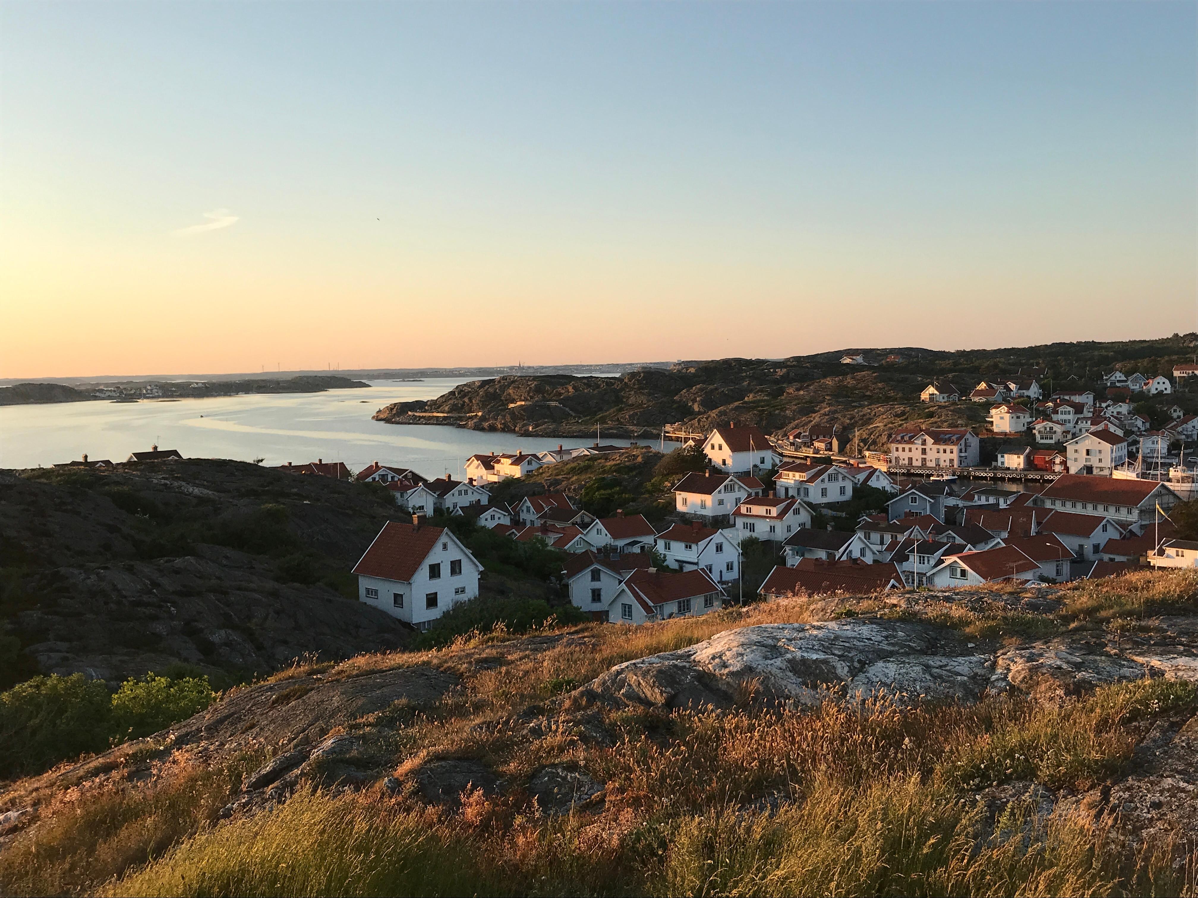 Utsikt från högsta punkten, en kort promenad från Villa Lönndal.