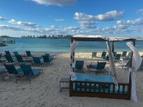 Private beach and daybed (rental)