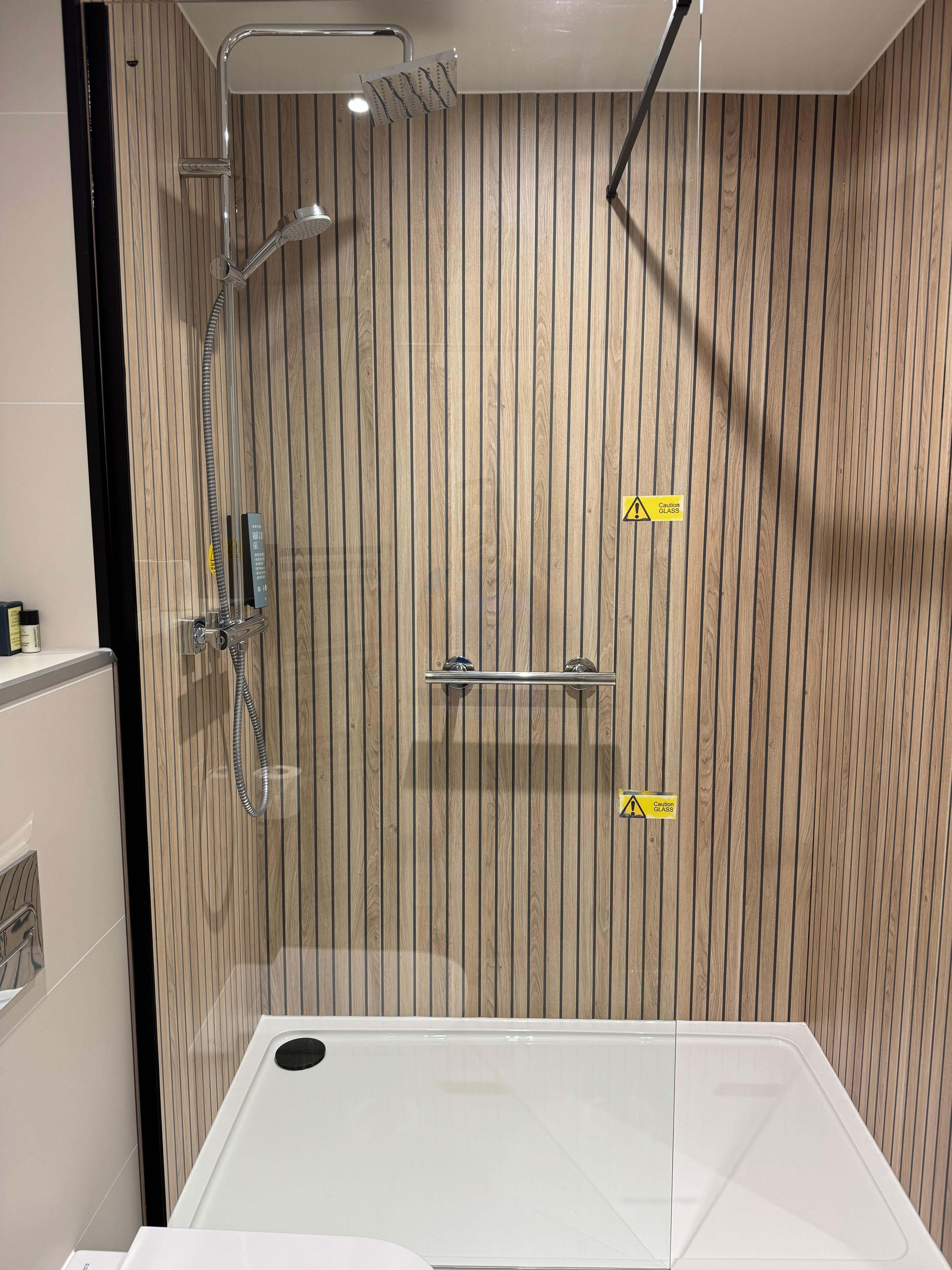 Lovely step in shower