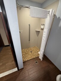 Clean spacious shower