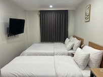 Small. Nice and tidy.