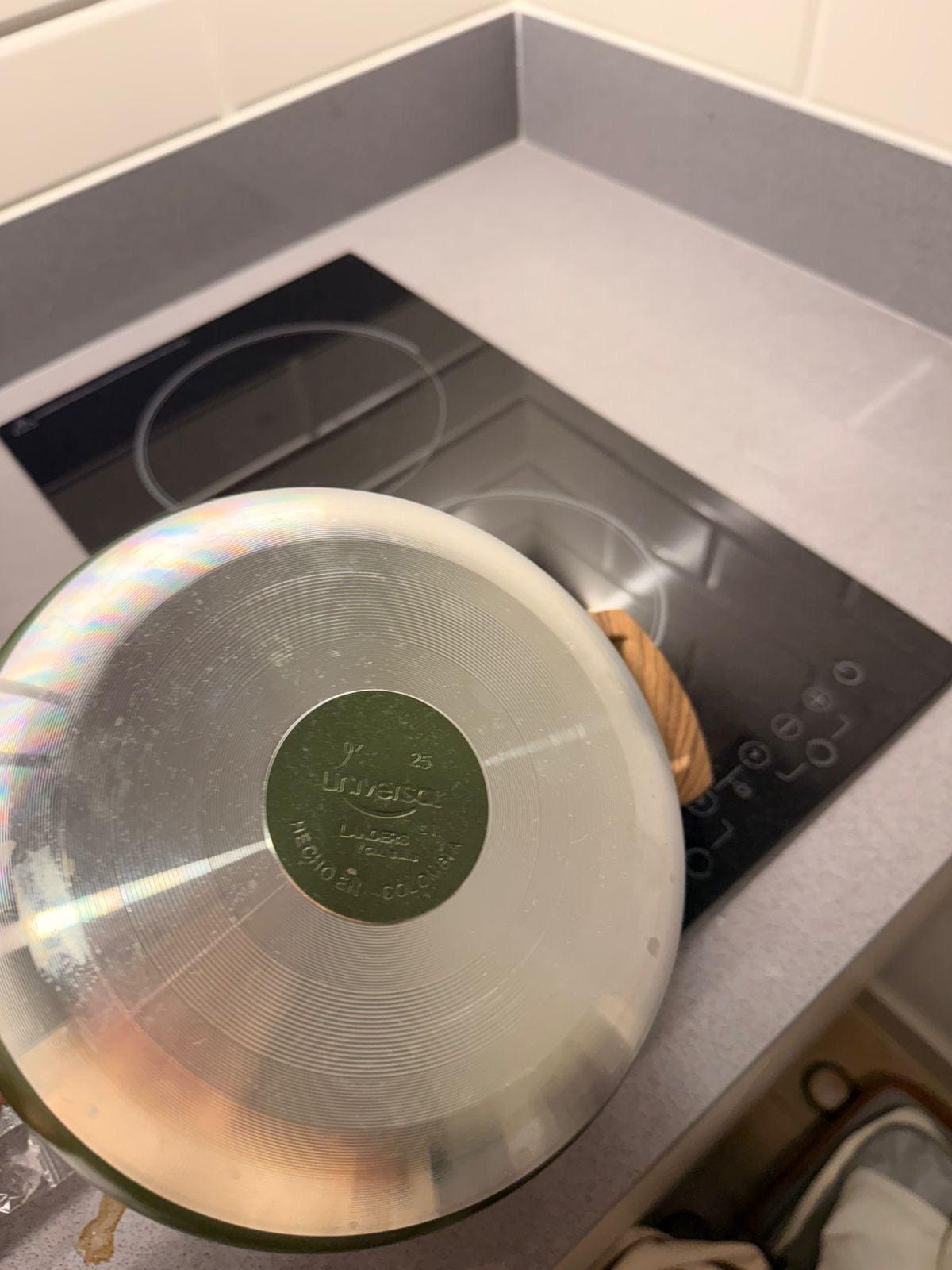 equipped with an induction stove, but the available cookware is not compatible.