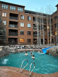 2 hot tubs and heated pool, rustic surroundings