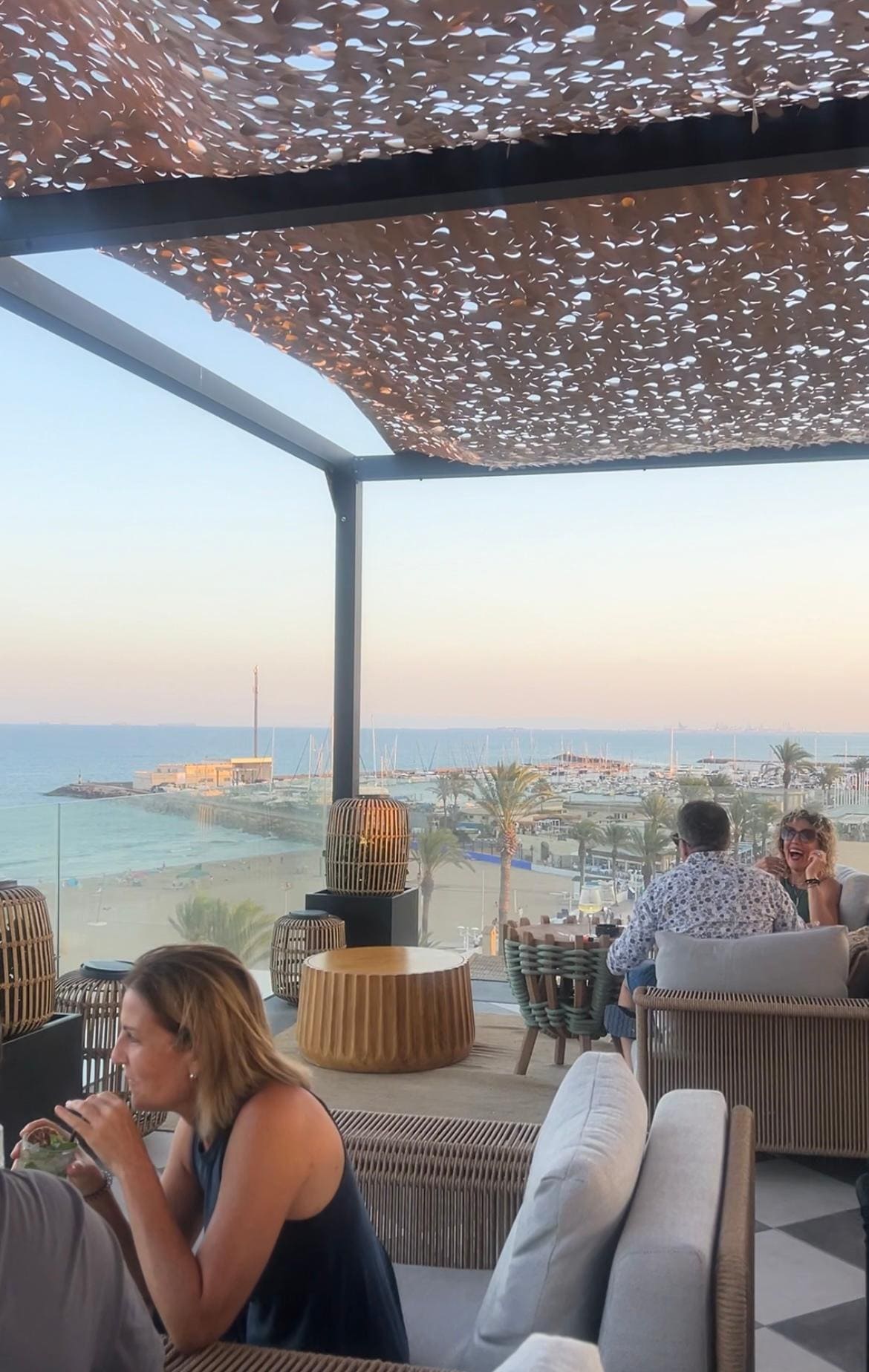 bar en el rooftop