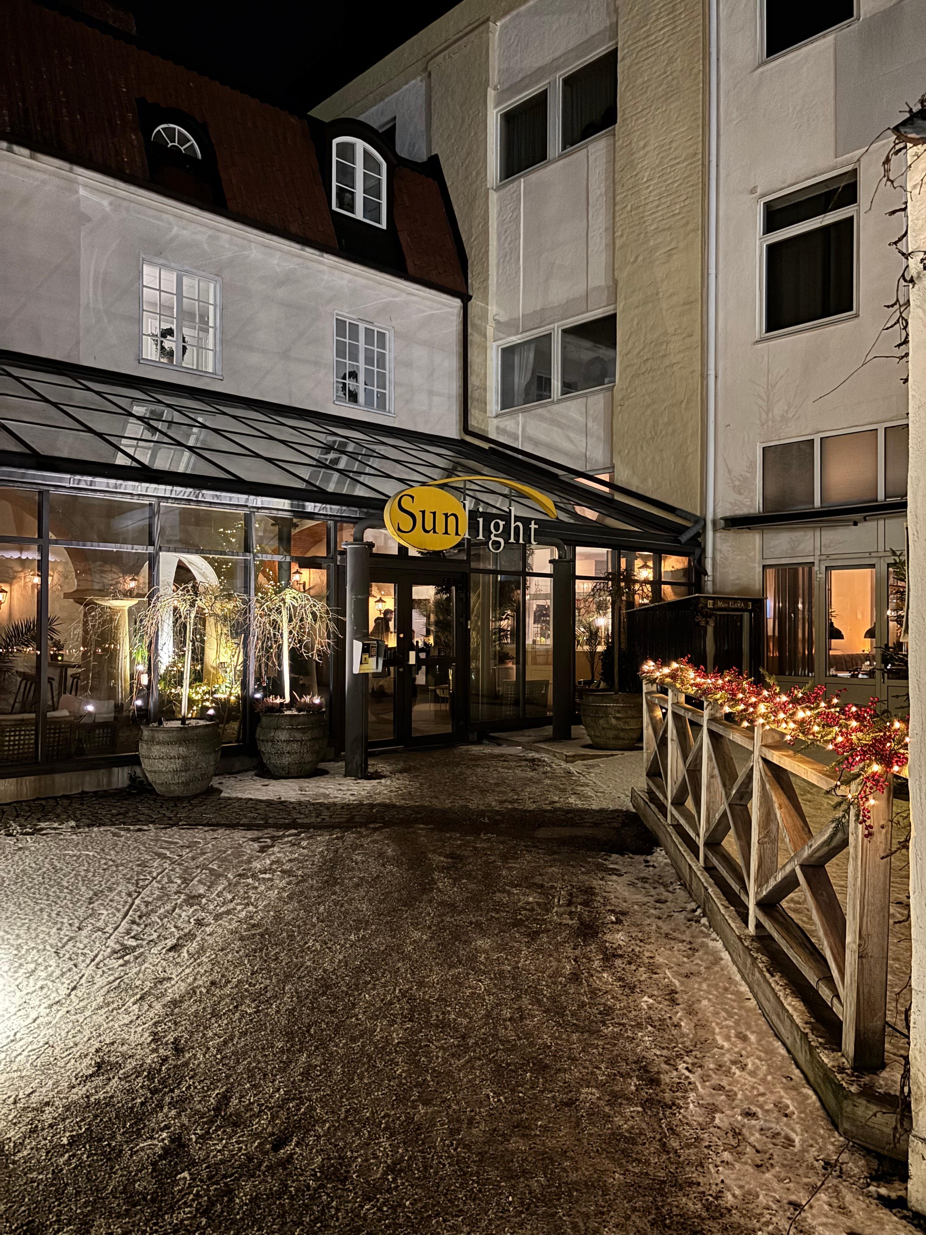 Entré från parkering