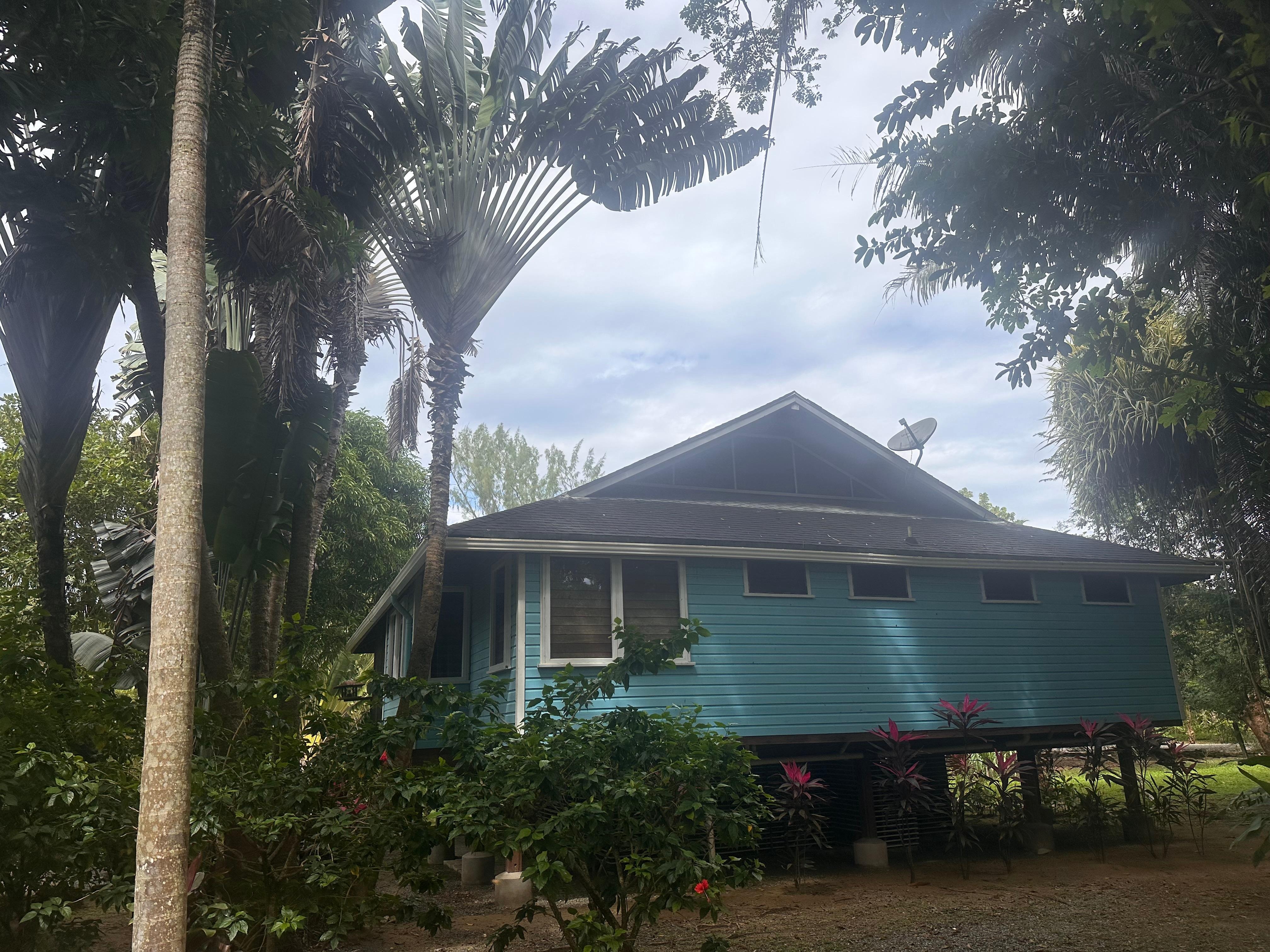 The cottage is far from other stuff, but well worth the drive because it felt like we were in a beautiful rainforest. Bring mosquito repellent. 