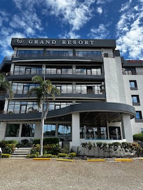 Arriving lots of parking