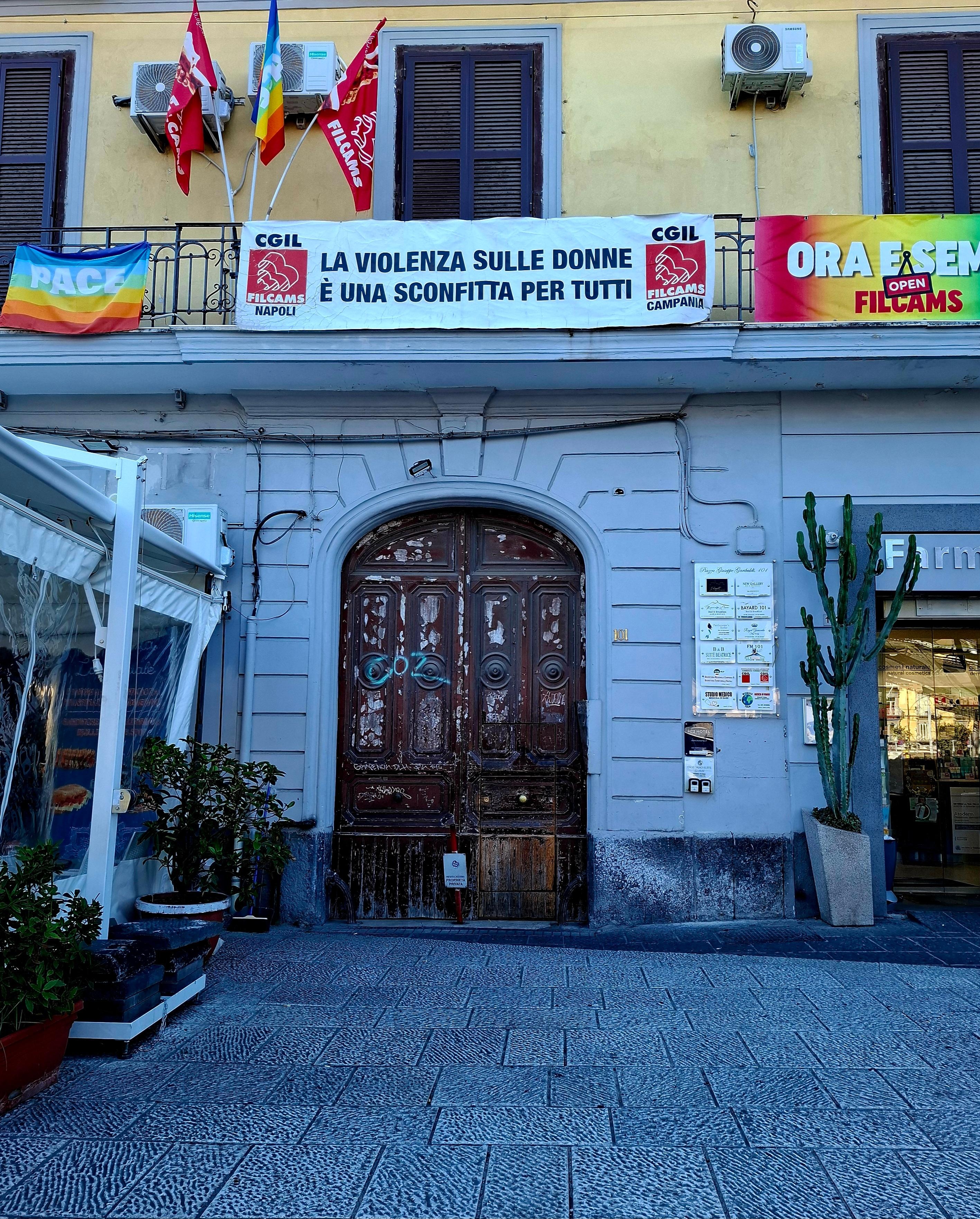 Eingangstür Hotel H22