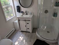 very roomy bathroom