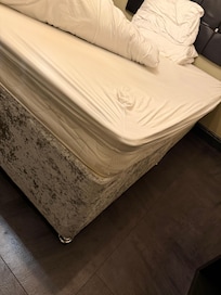 Small bed sheets no mattress protector