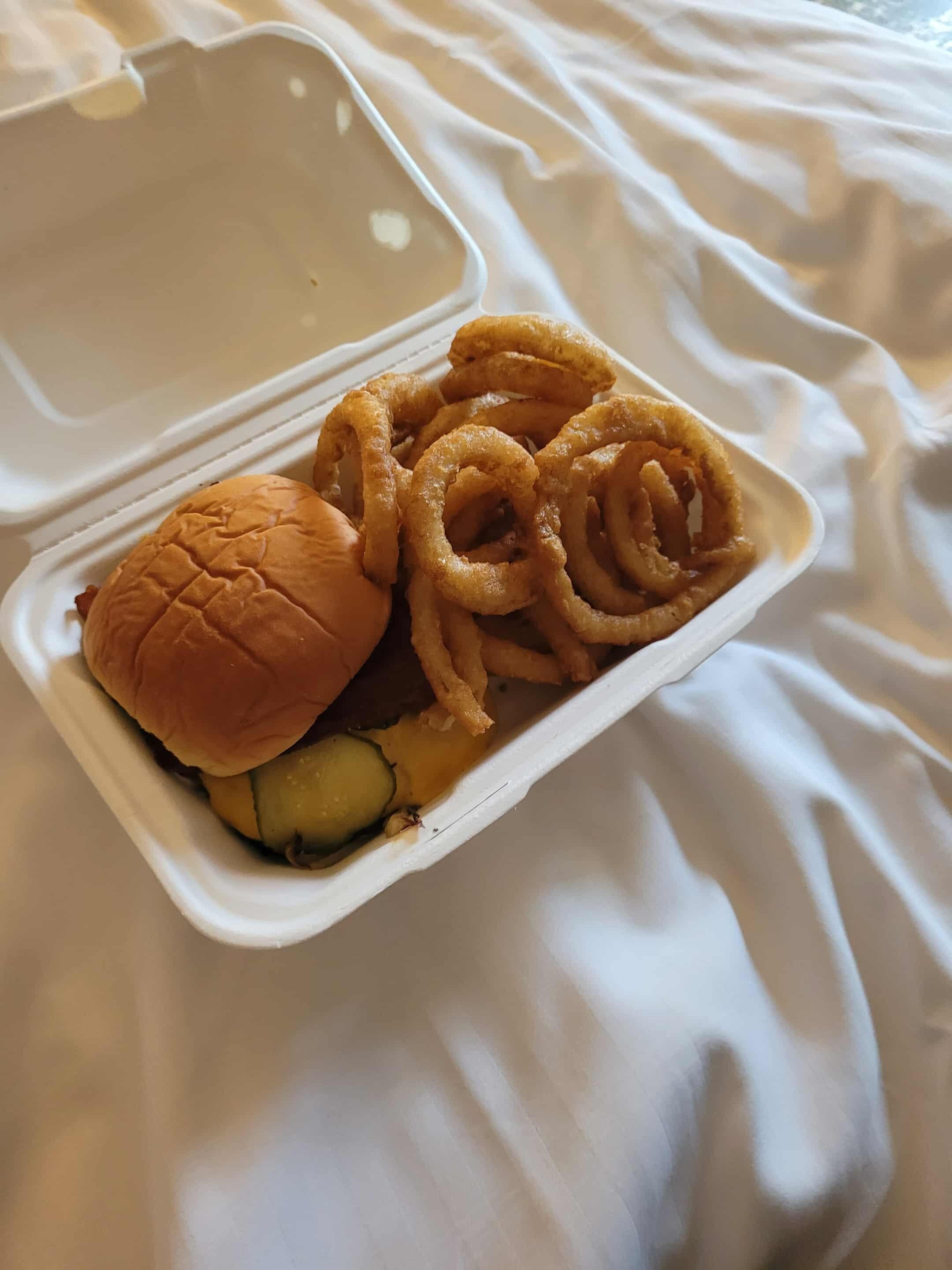 Smack burger with onion rings