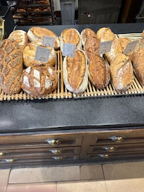 Central to shopping, Hyde Park and Underground