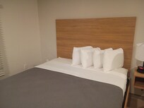 Wonderful bed, fresh linen and supreme pillows!