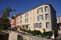 Hotelansicht Strassenseite