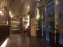 Lobbyn med inomhusbar