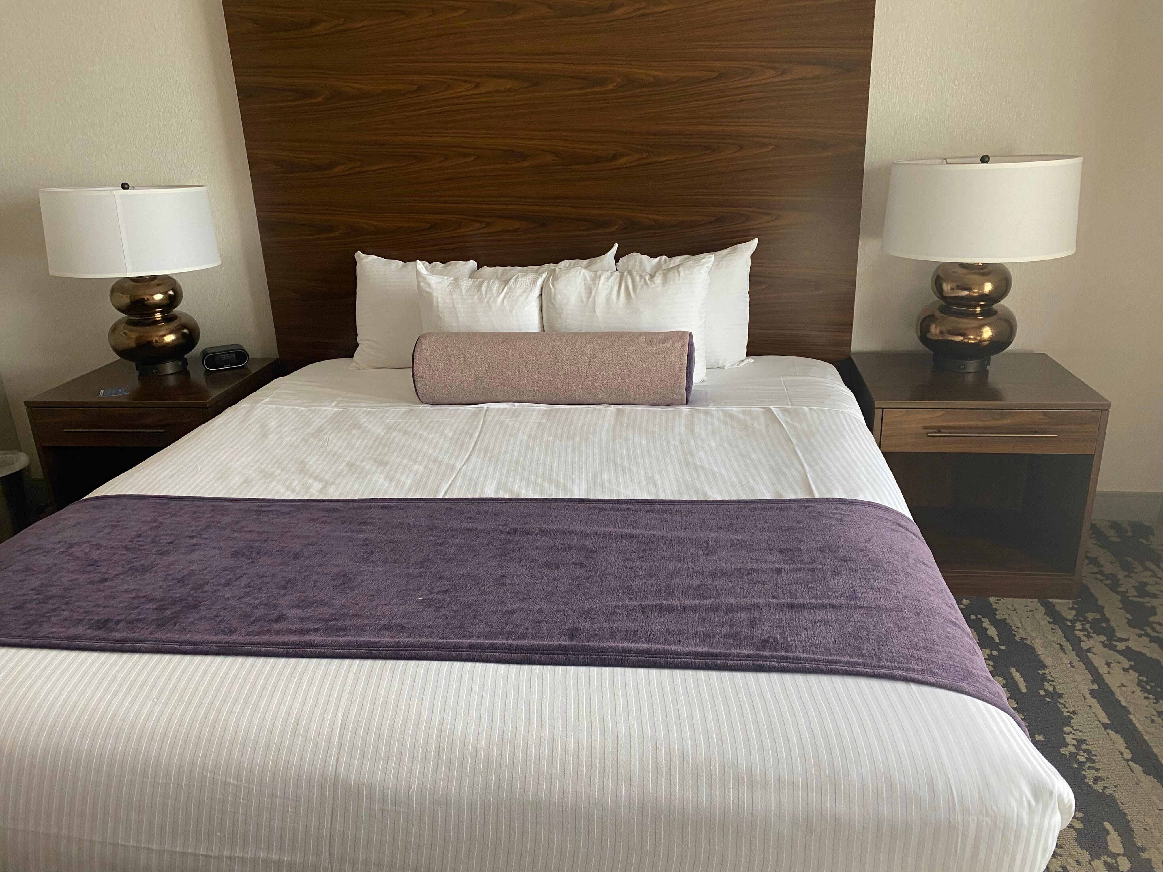 King size bedroom
