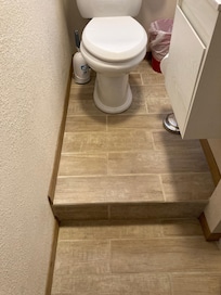 is this bathroom for real? Use for 1 to 6 people if you stay here