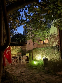 Bahçe