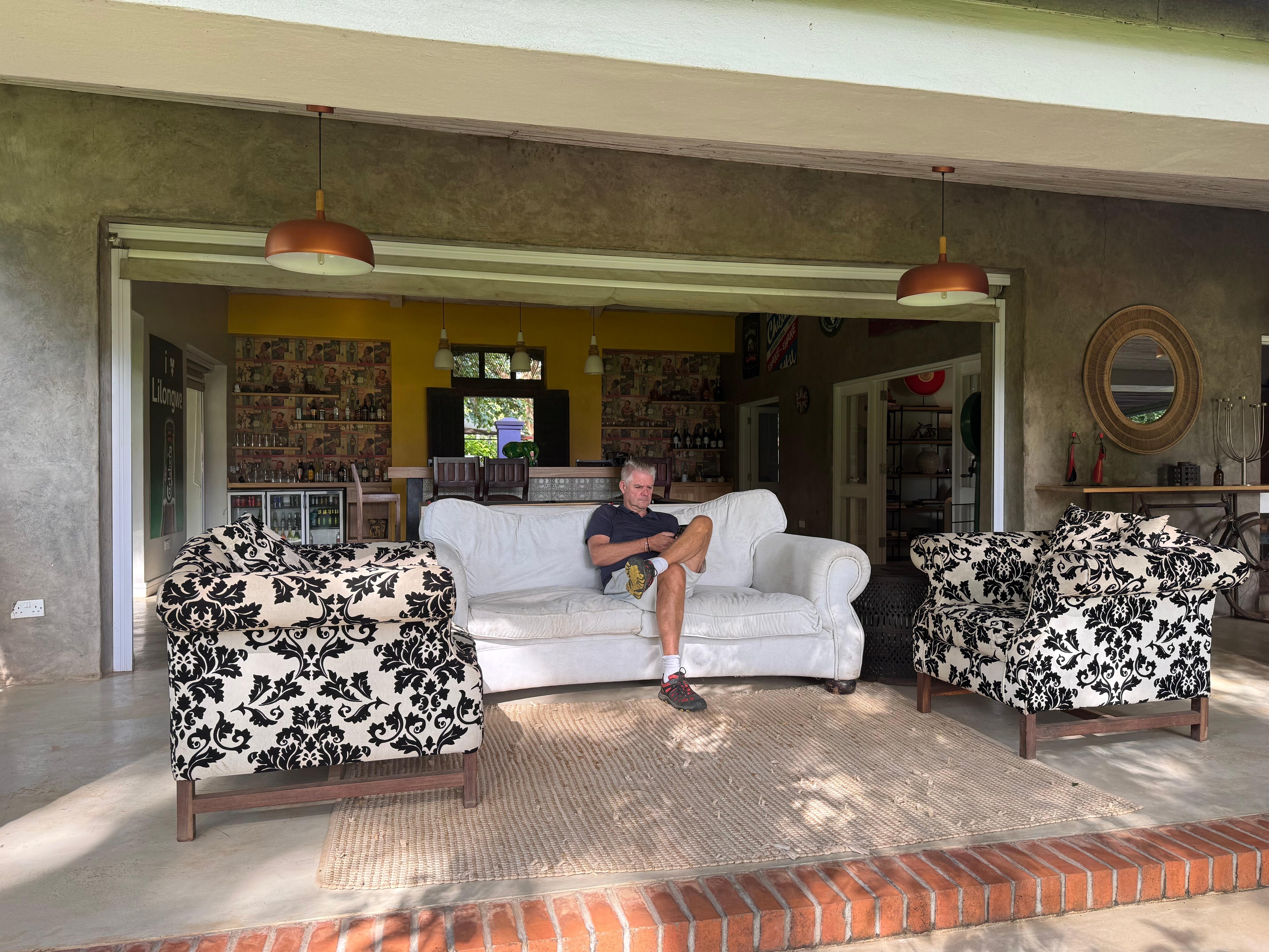 Beautiful surroundings, coffee on the go, pool and pool table 