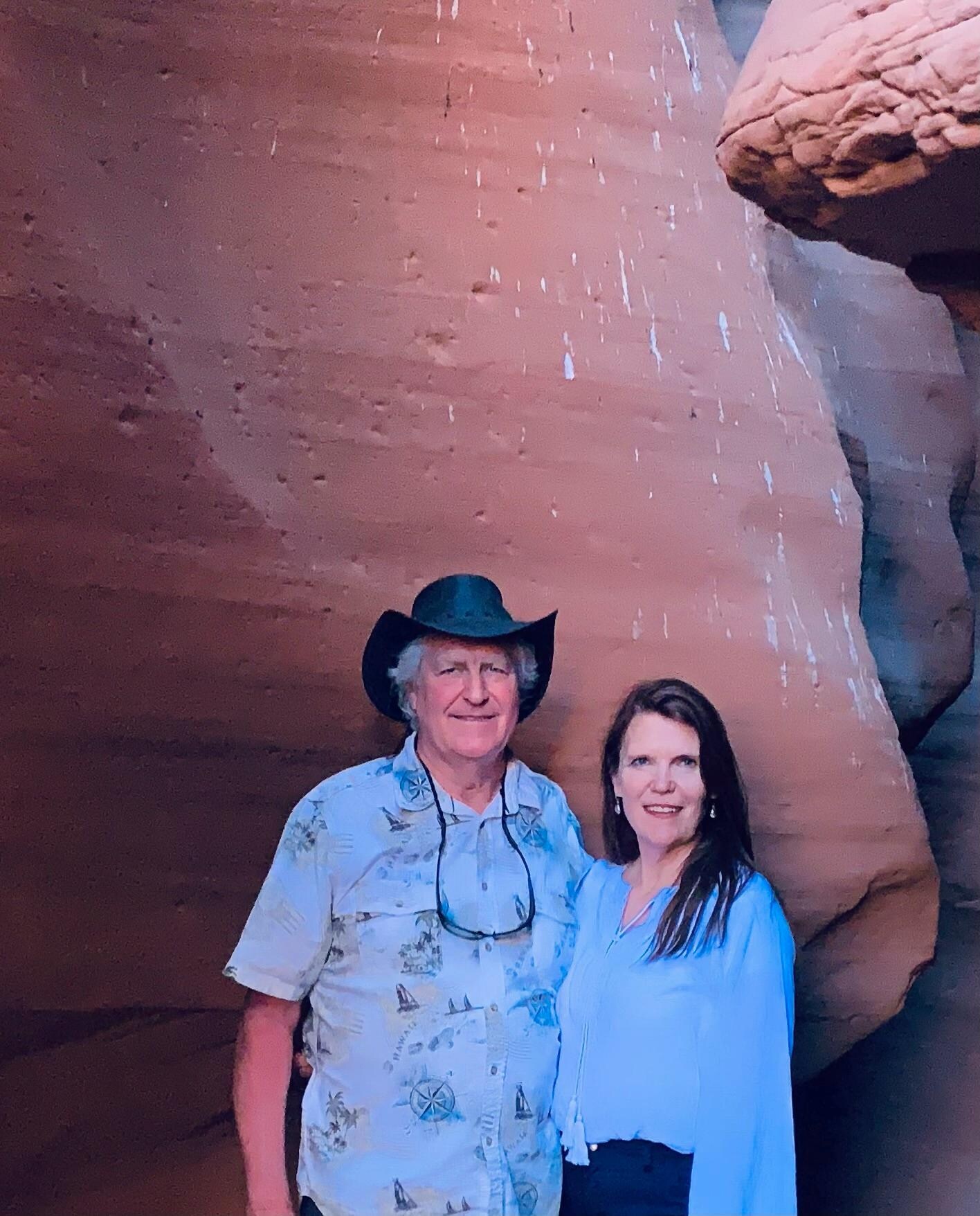 10 minutes to Upper Antelope Canyon Tour with a 10 minute drive to the Slot Canyon Tour!