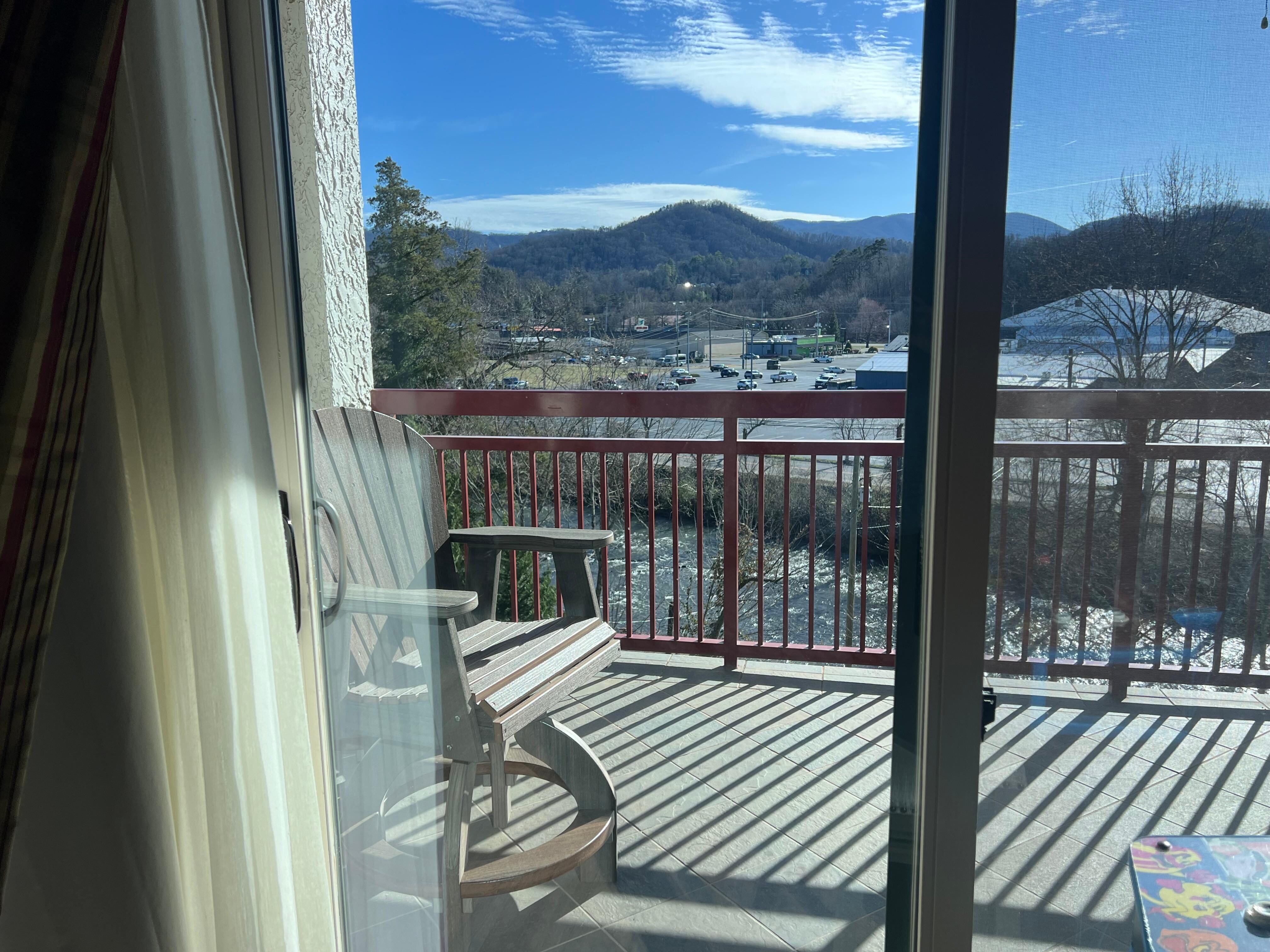 Nice view of the Smokies and also the river (not shown here)