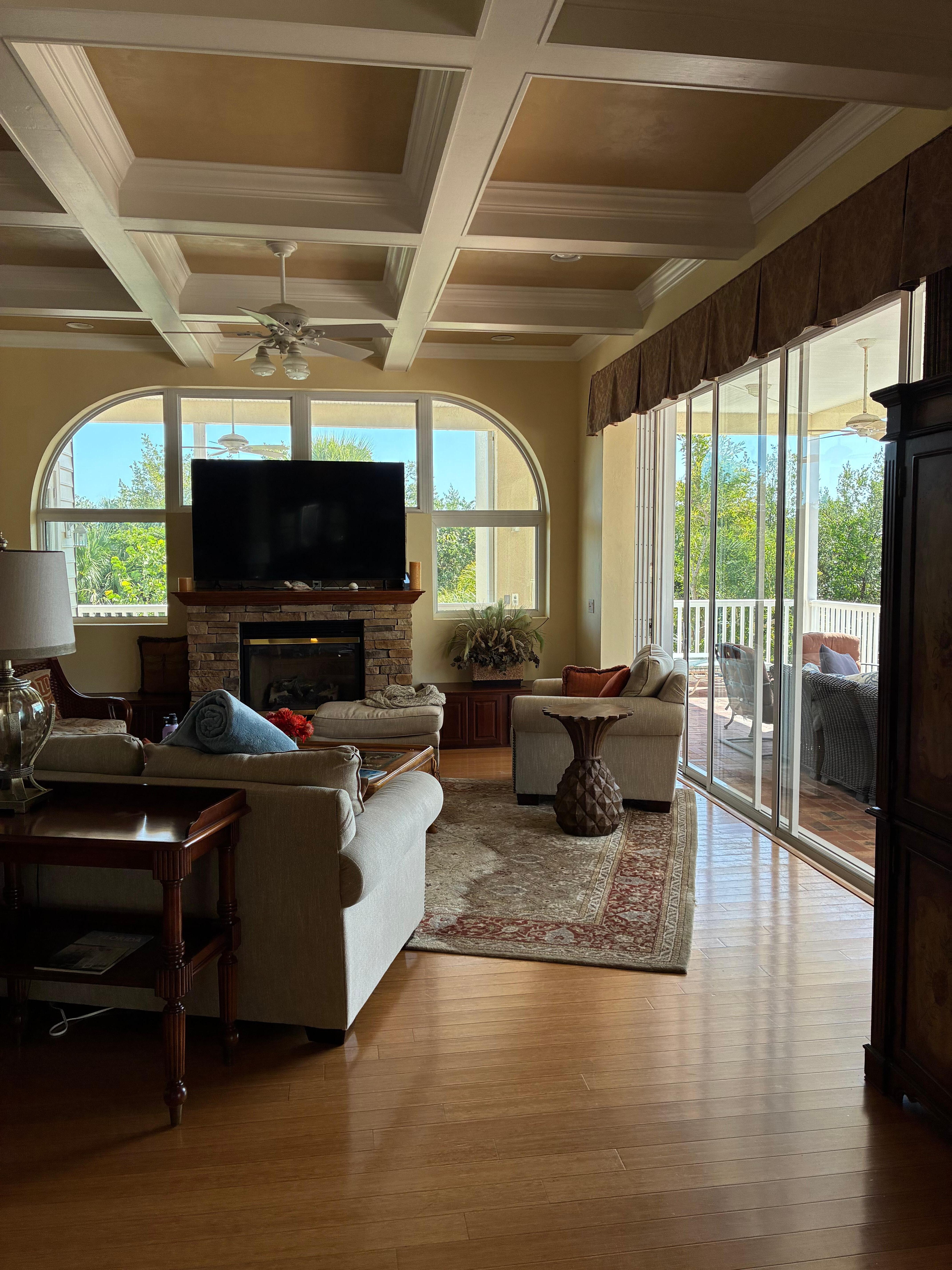Living room out to middle deck