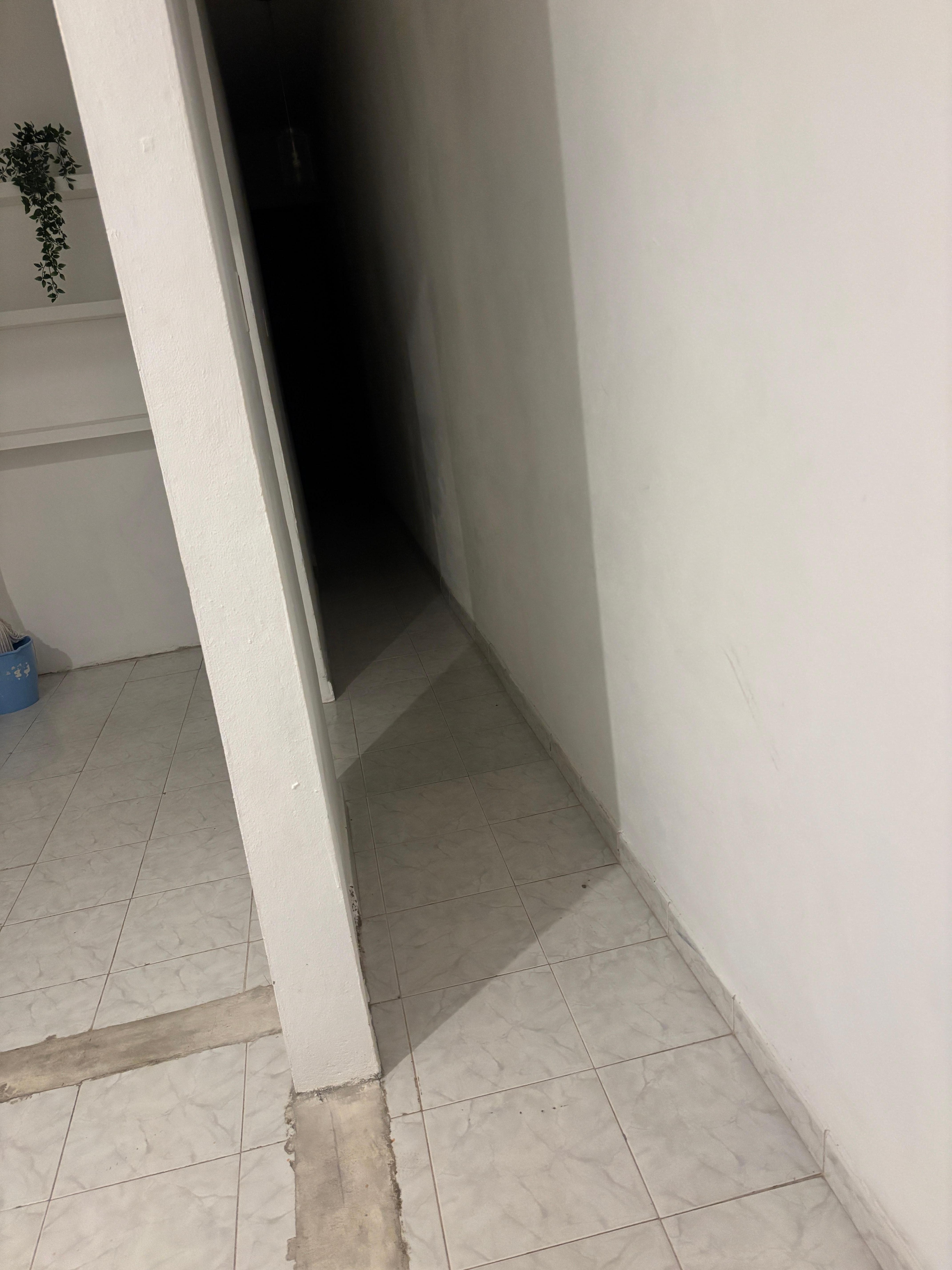 These hallways are so narrow I could barely.