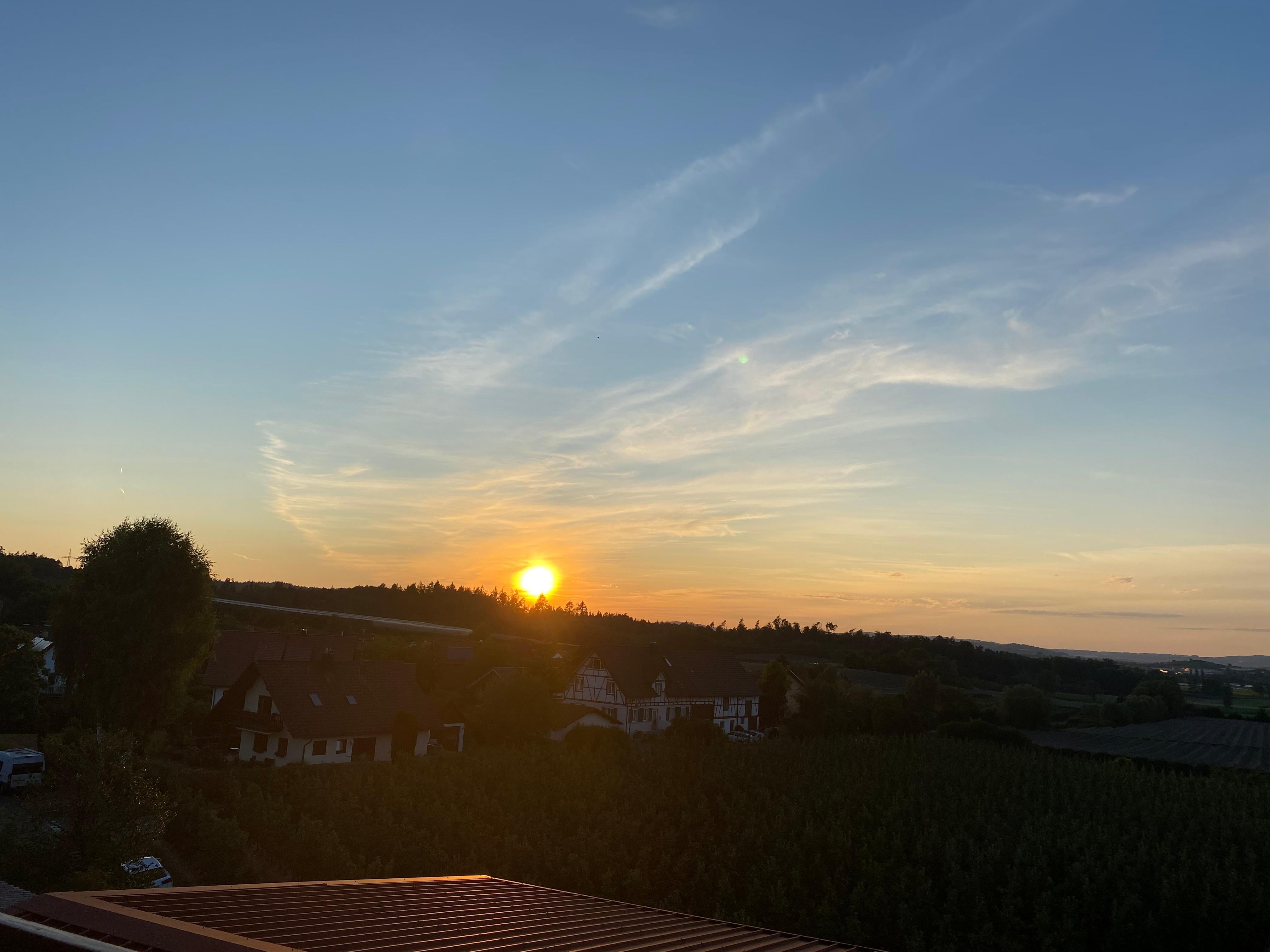 Sonnenuntergang vom Balkon fotografiert 