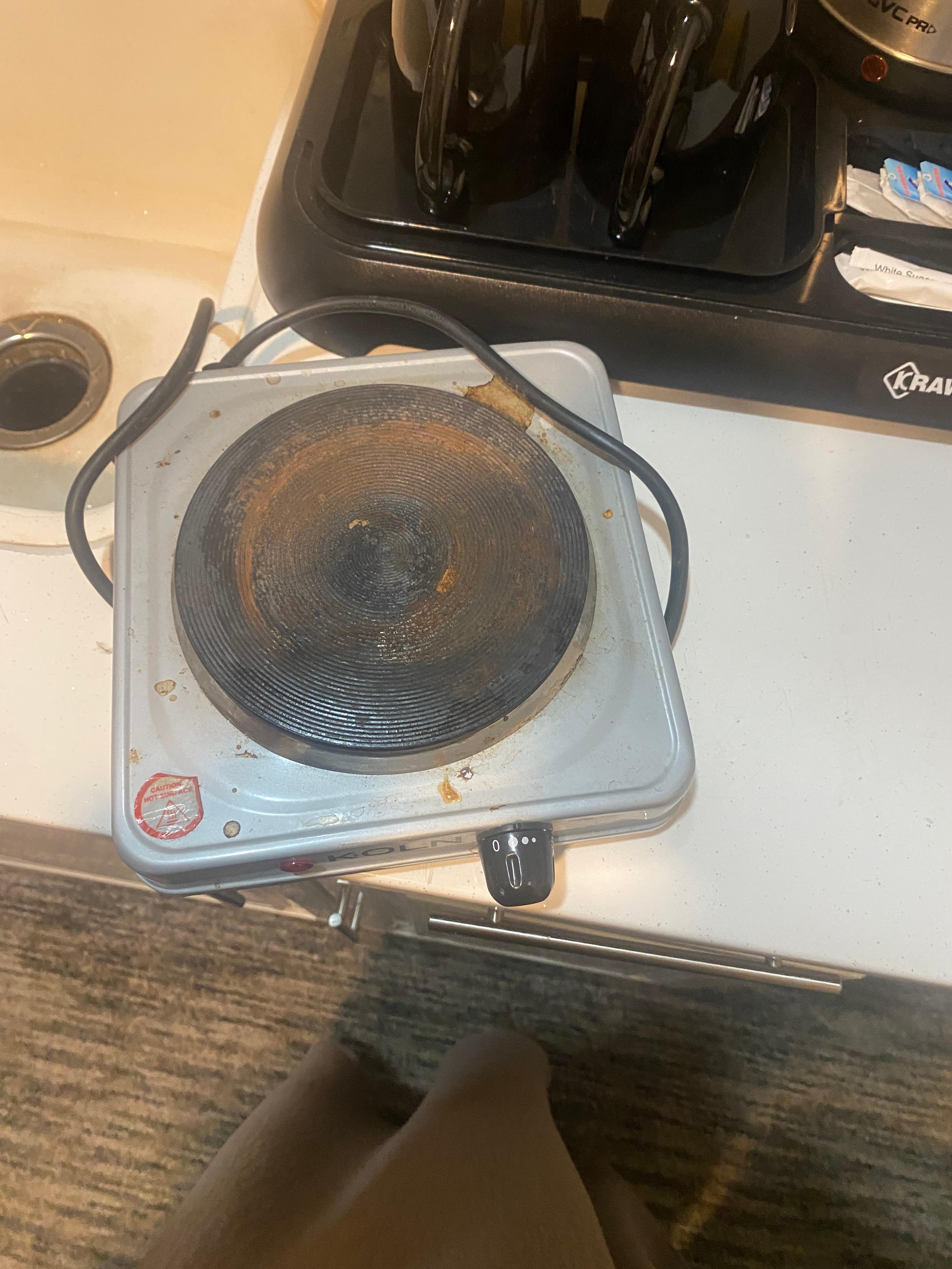 The stove that was provided 