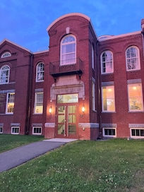 Holmes Hall - old chemistry building is where you check in