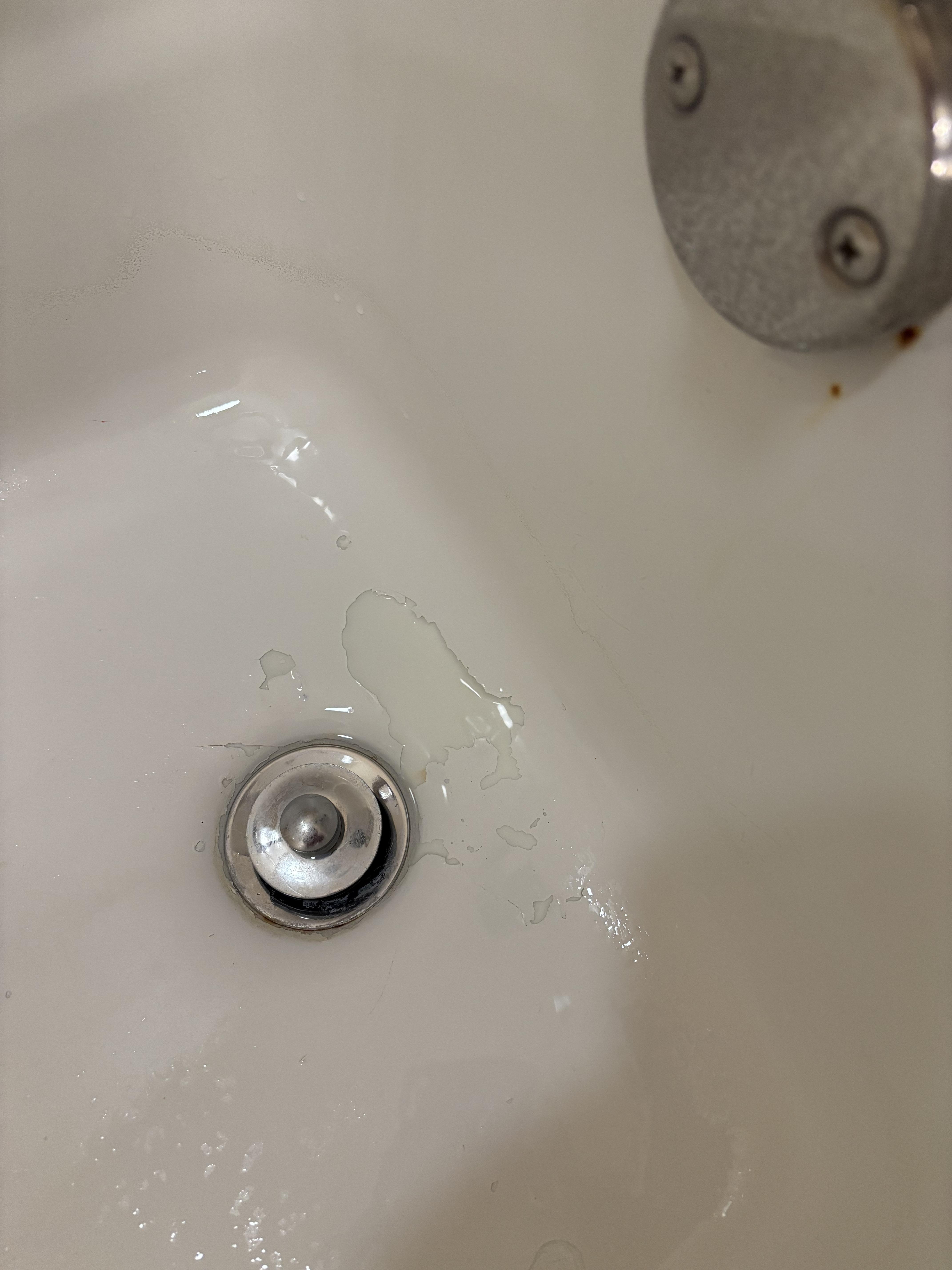 Tub wasted water dripping all night long, and finish peeling off tub