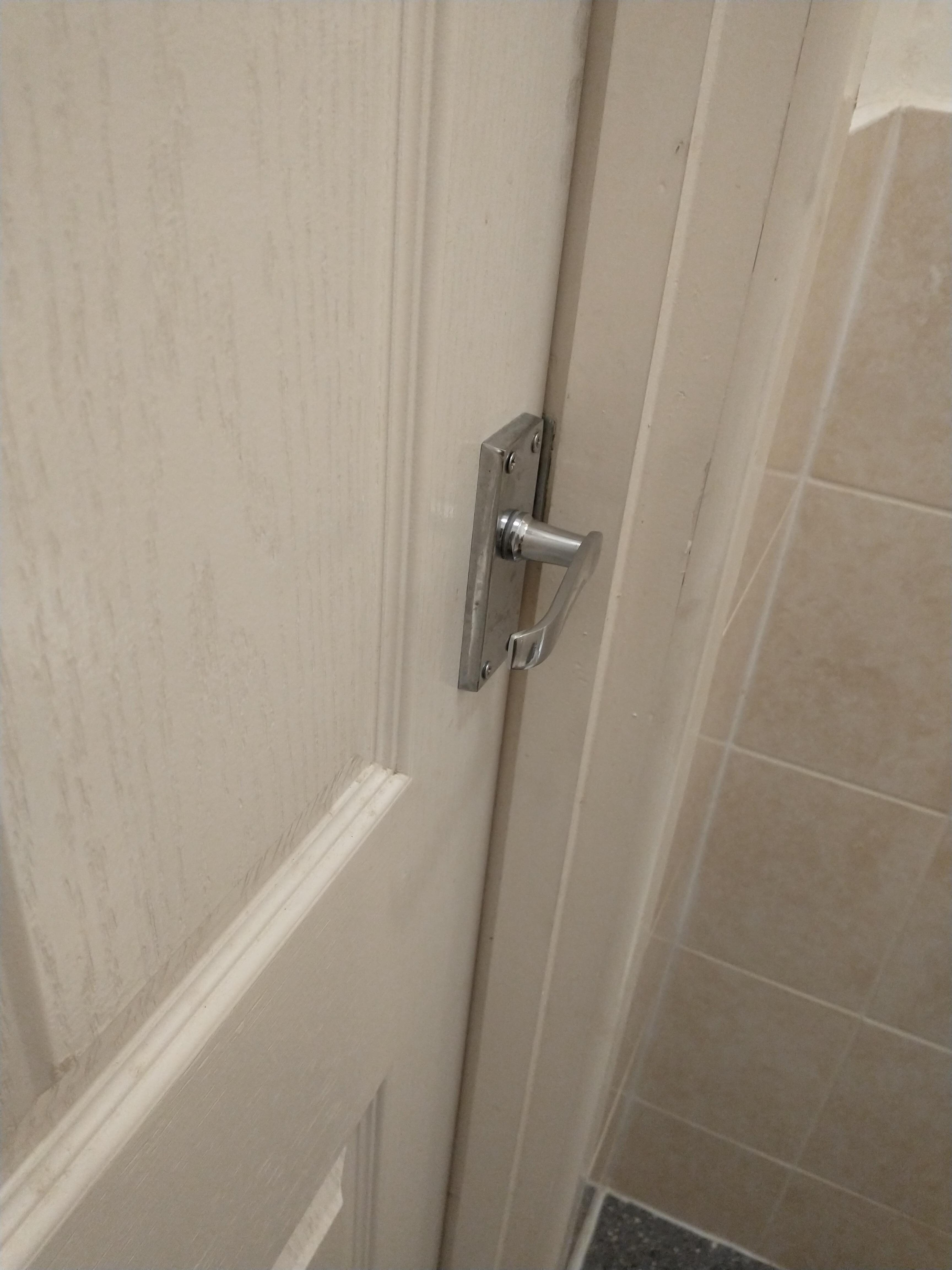 Door doesn't close