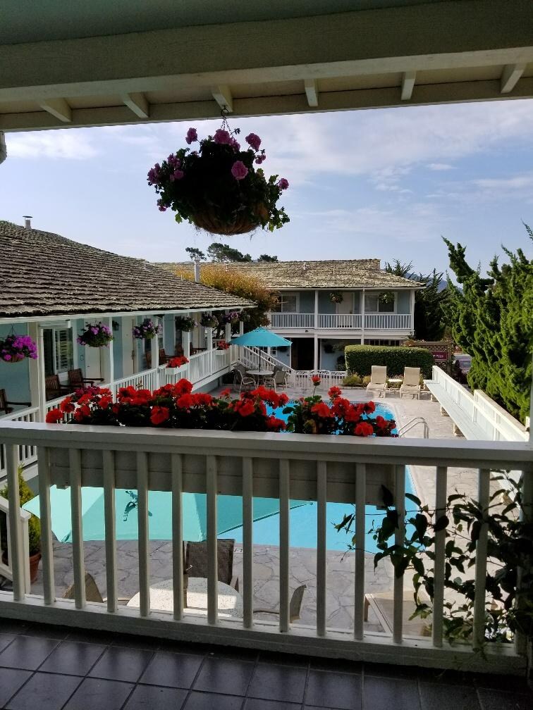 Balcony side view