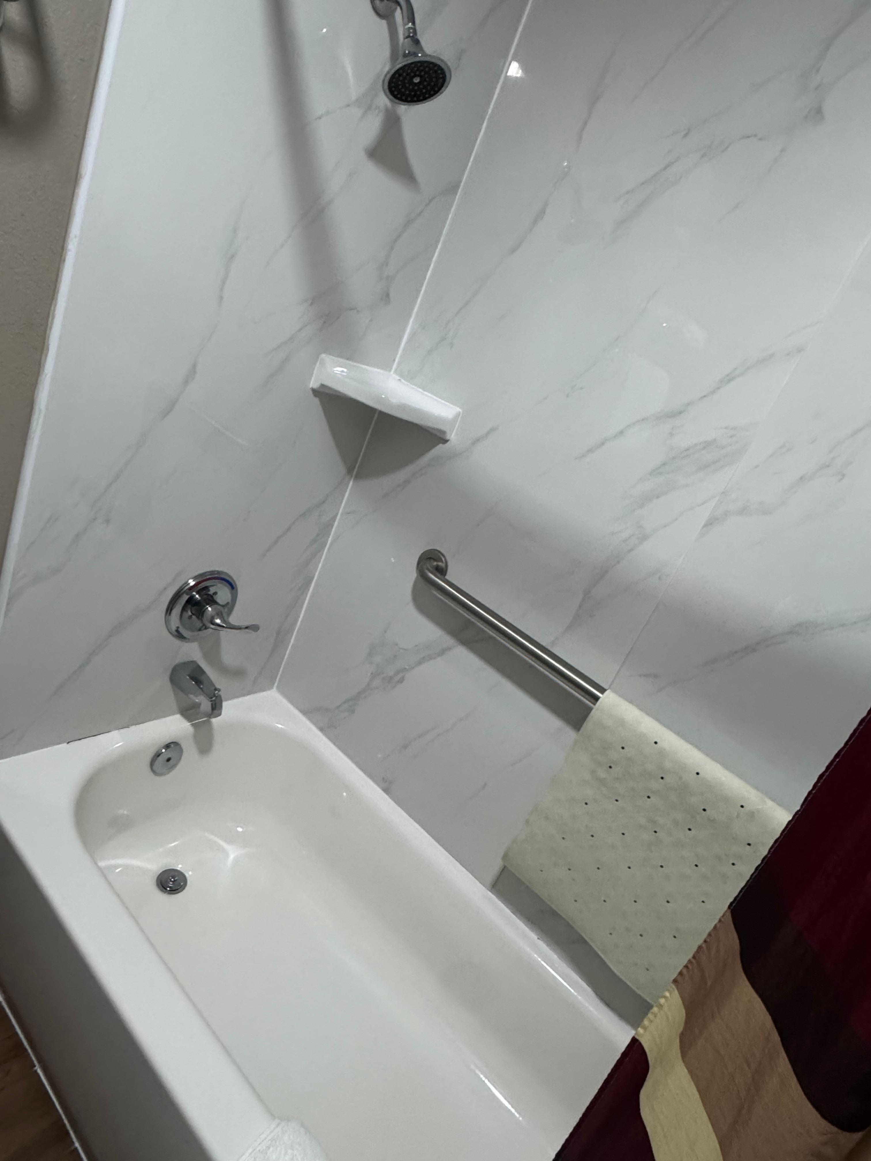 Clean bathroom.