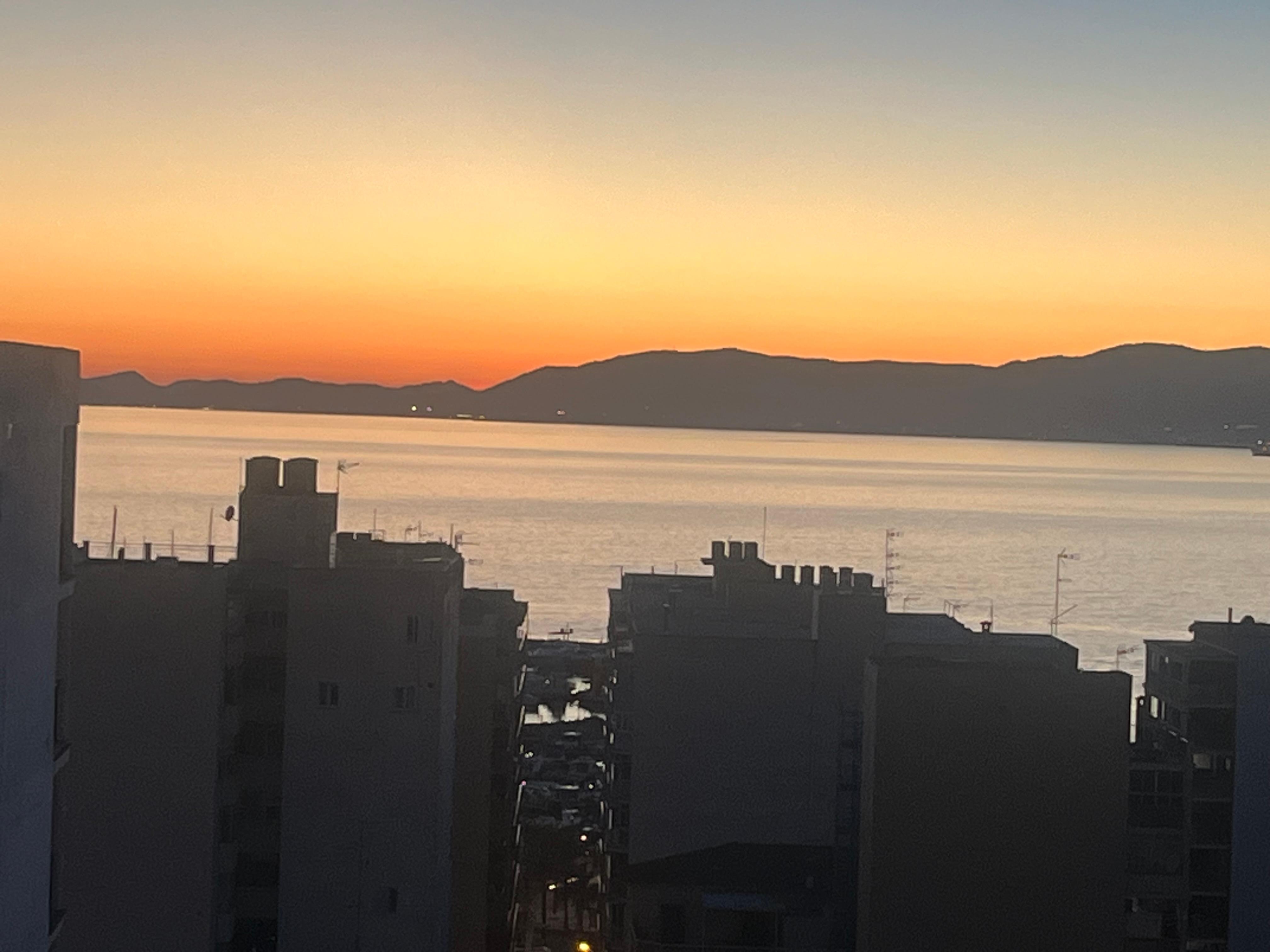 Ocean view from the higher floor. 