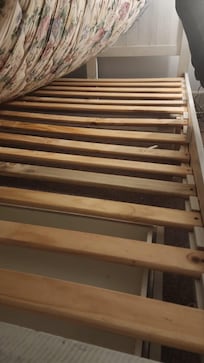 Slats completely broken