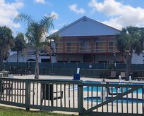 Temporary fencing around pool - no Tiki bar or services - buildings are boarded up while reconstruction takes place. Understandably necessary ... but should not be advertised as it is.