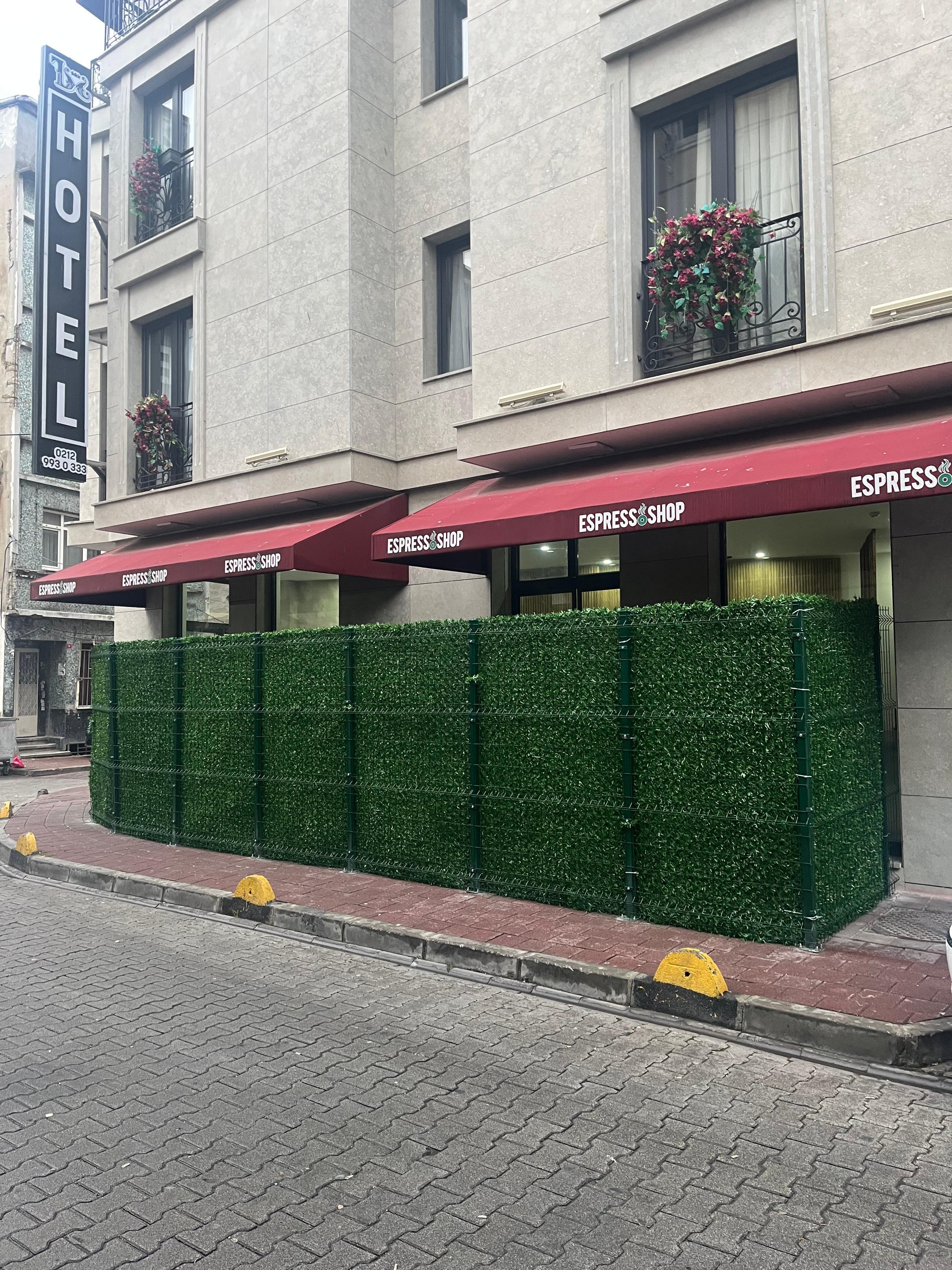 Yeni yapılan kış bahçesi gerçekten güzel olmuş.